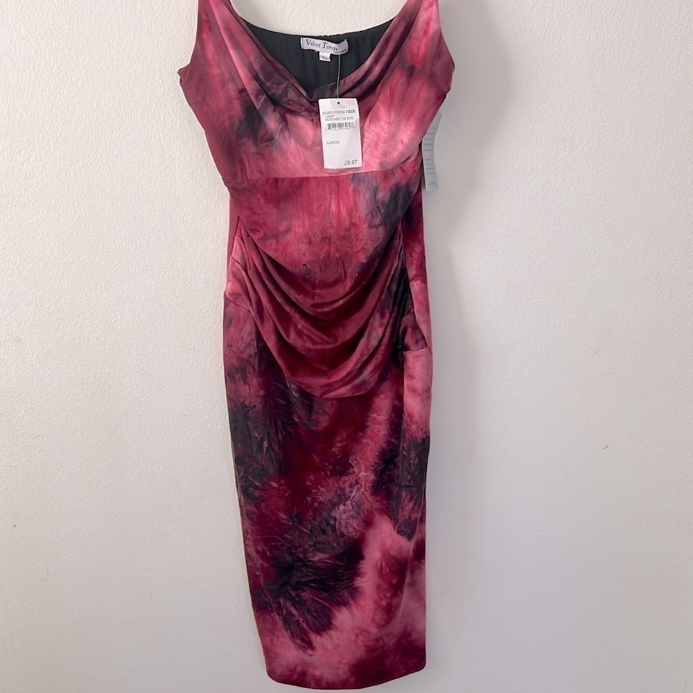 🆕NWT Velvet torch size L Nordstrom rack Mustard tie dye spaguetti dress